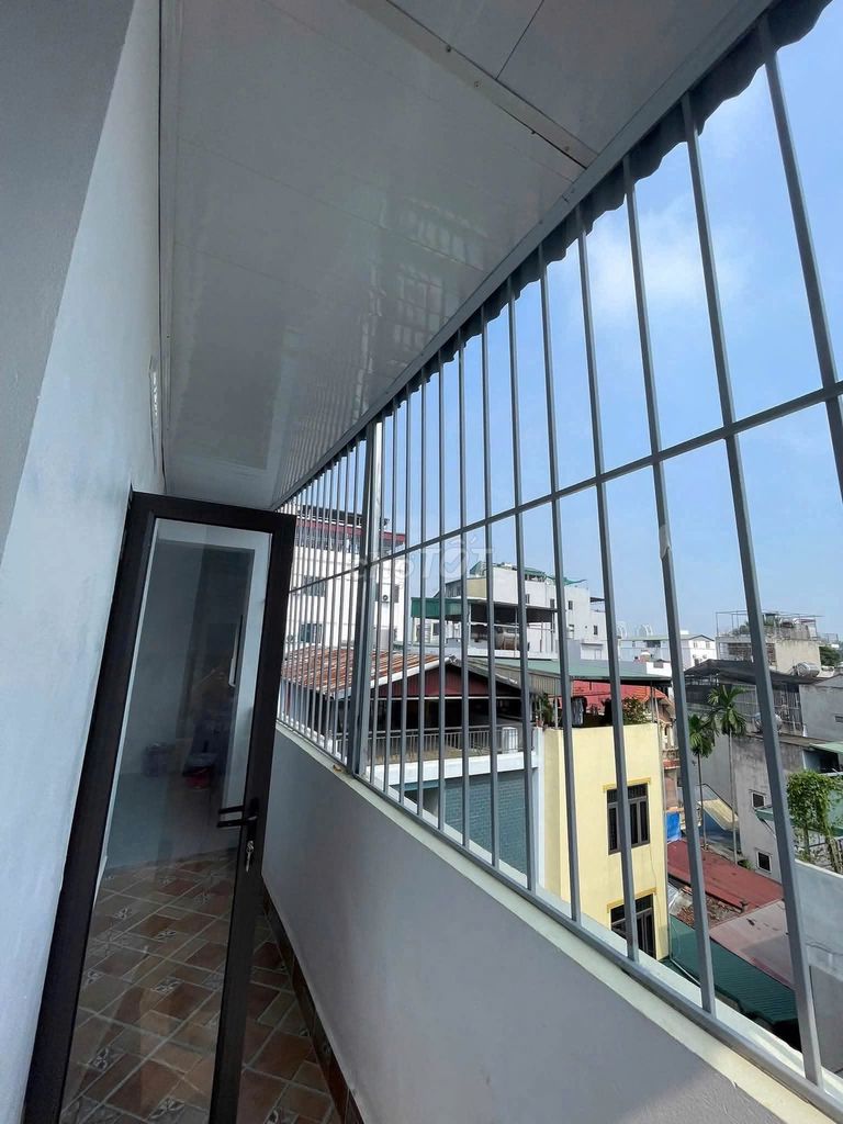 Cho thuê nhà ở Ngọc Trục, Đại Mỗ 30m2 5 tầng nhà mới giá 11 triệu/th