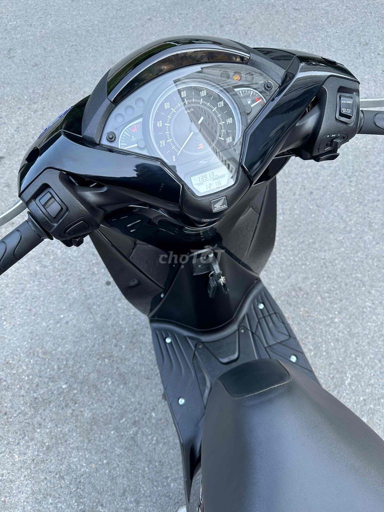 HONDA SH VIỆT 2018!! 150 Phanh ABS - 29H1-972.08. Mua bán Xe máy tại Quận Hoàng Mai Hà Nội được đăng bởi Xe Máy Quân Oanh  hình 8