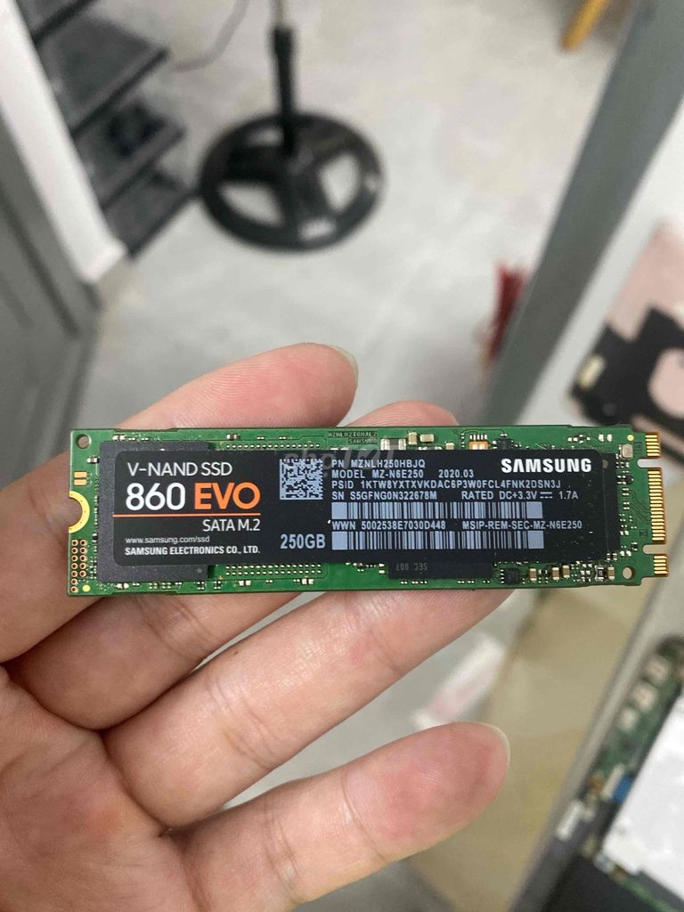 SSD Samsung 860 EVO 250GB SATA M.2. Mua bán Linh kiện (RAM, Card...) tại Quận Phú Nhuận Tp Hồ Chí Minh được đăng bởi Dan hình 1