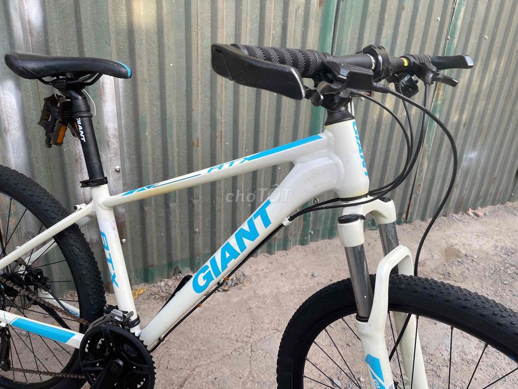 Xe đạp thể thao Giant ATX Nhôm. Mua bán Xe đạp tại Quận Thanh Xuân Hà Nội được đăng bởi Sơn Lâm Bike 30 Ngõ 345 Khương Trung HN hình 4