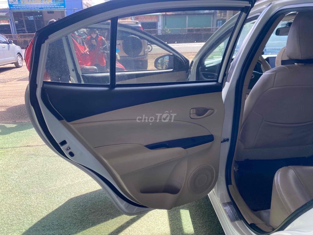 Toyota Vios 2018 E số sàn Trắng. Mua bán Ô tô tại Thành phố Long Khánh Đồng Nai được đăng bởi Mr hiếu hình 13