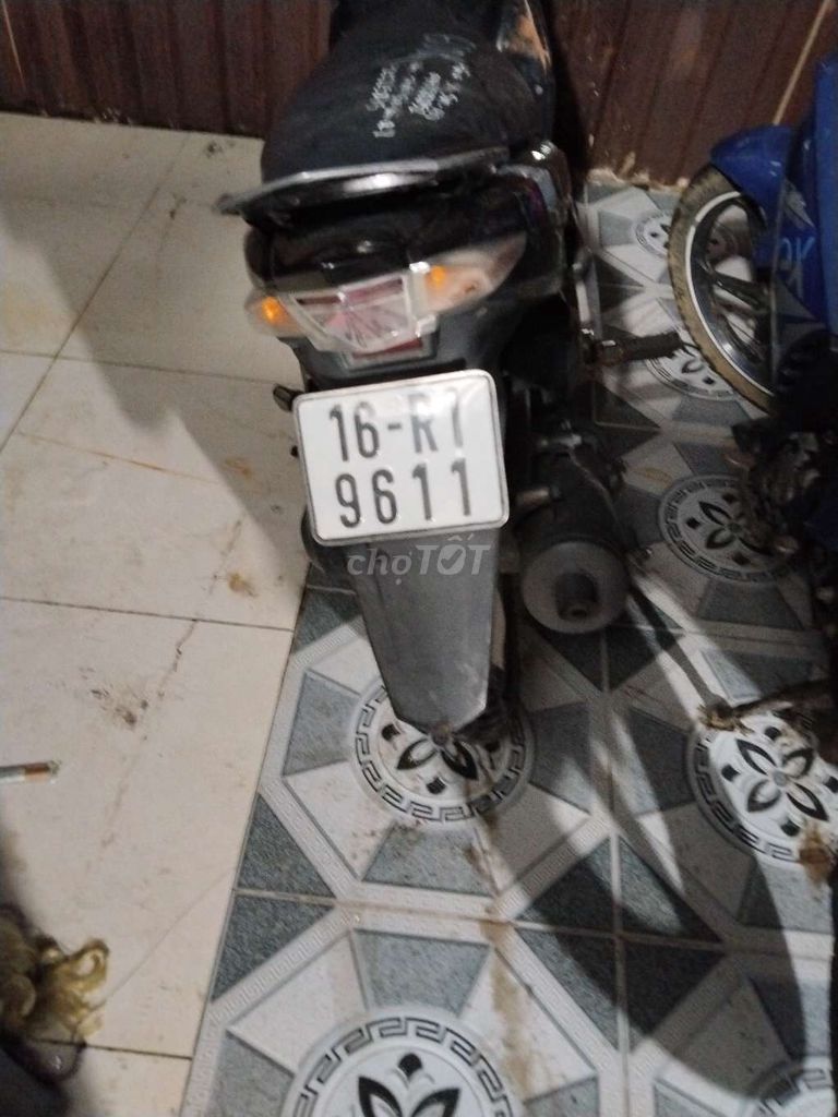 Cần bán 1 xe luvias. Mua bán Xe máy tại Quận 8 Tp Hồ Chí Minh được đăng bởi nguyên nguyen hình 5