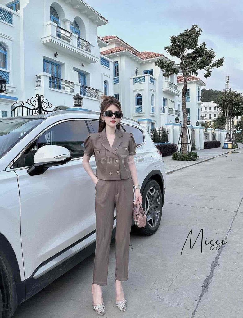 Đồ bộ vest nữ xanh size M, L. Mua bán Quần áo tại Thành phố Thuận An Bình Dương được đăng bởi Nguyễn Phương hình 1