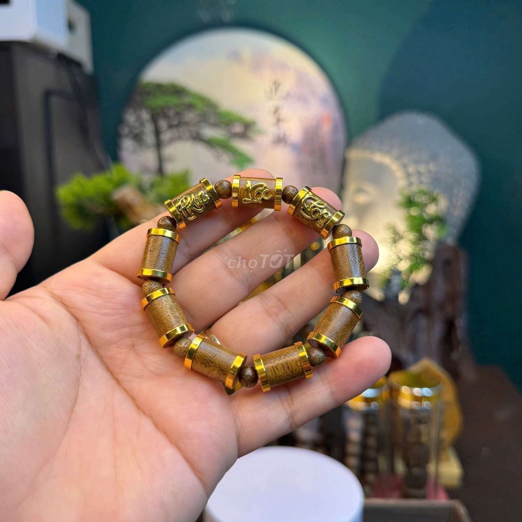 Vòng tay Trầm hương Vàng. Mua bán Phụ kiện thời trang khác tại Quận Cẩm Lệ Đà Nẵng được đăng bởi Phước Trung hình 1