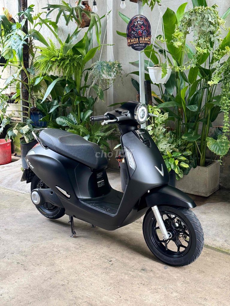 Xe máy điện VinFast Evo 200 Đen