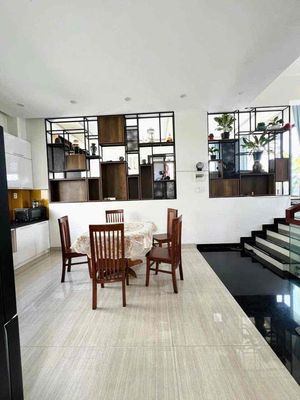 Аренда · 2 комн. · 250 м² · Quận Cẩm Lệ, ул. Đường Lê Thạch