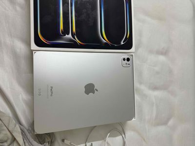 ipad pro m4 11in wifi bản 512G còn bảo hành TGDĐ. Mua bán Máy tính bảng tại Huyện Gia Lâm Hà Nội được đăng bởi Trần Tú