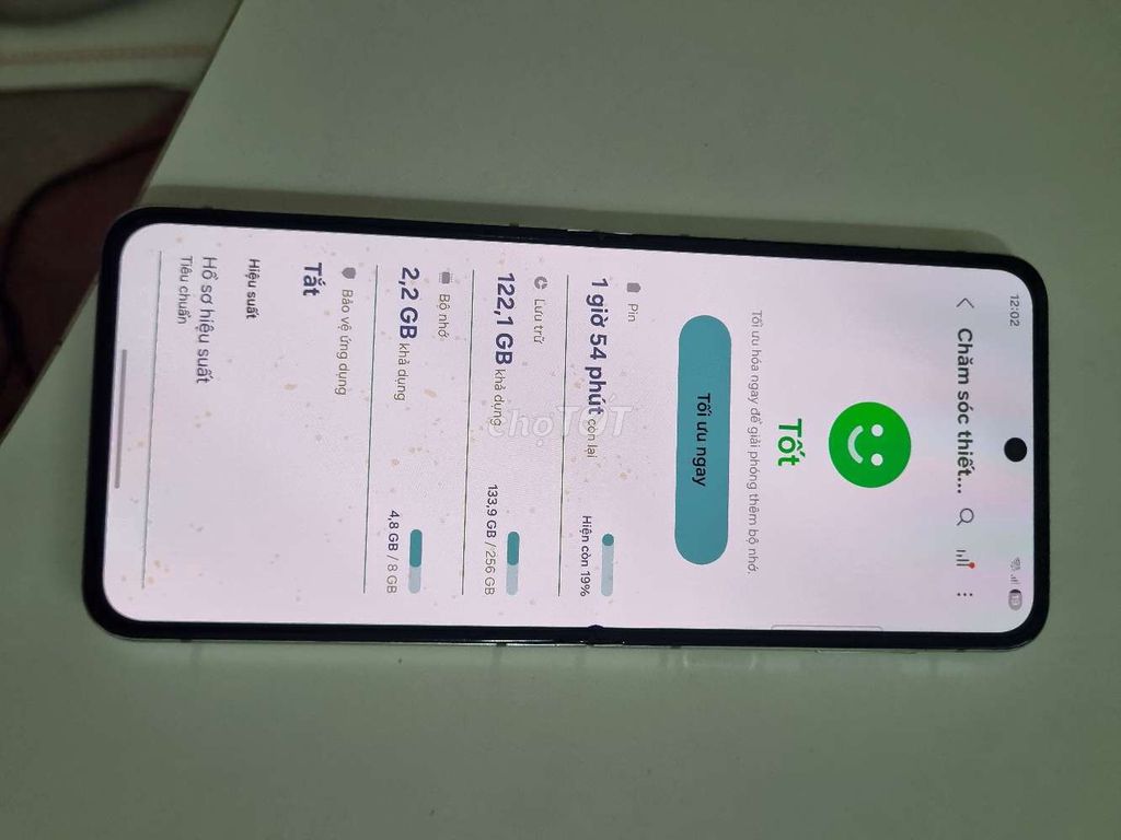 Samsung Z Flip5 256GB Trắng. Mua bán Điện thoại tại Quận Liên Chiểu Đà Nẵng được đăng bởi neko hình 1