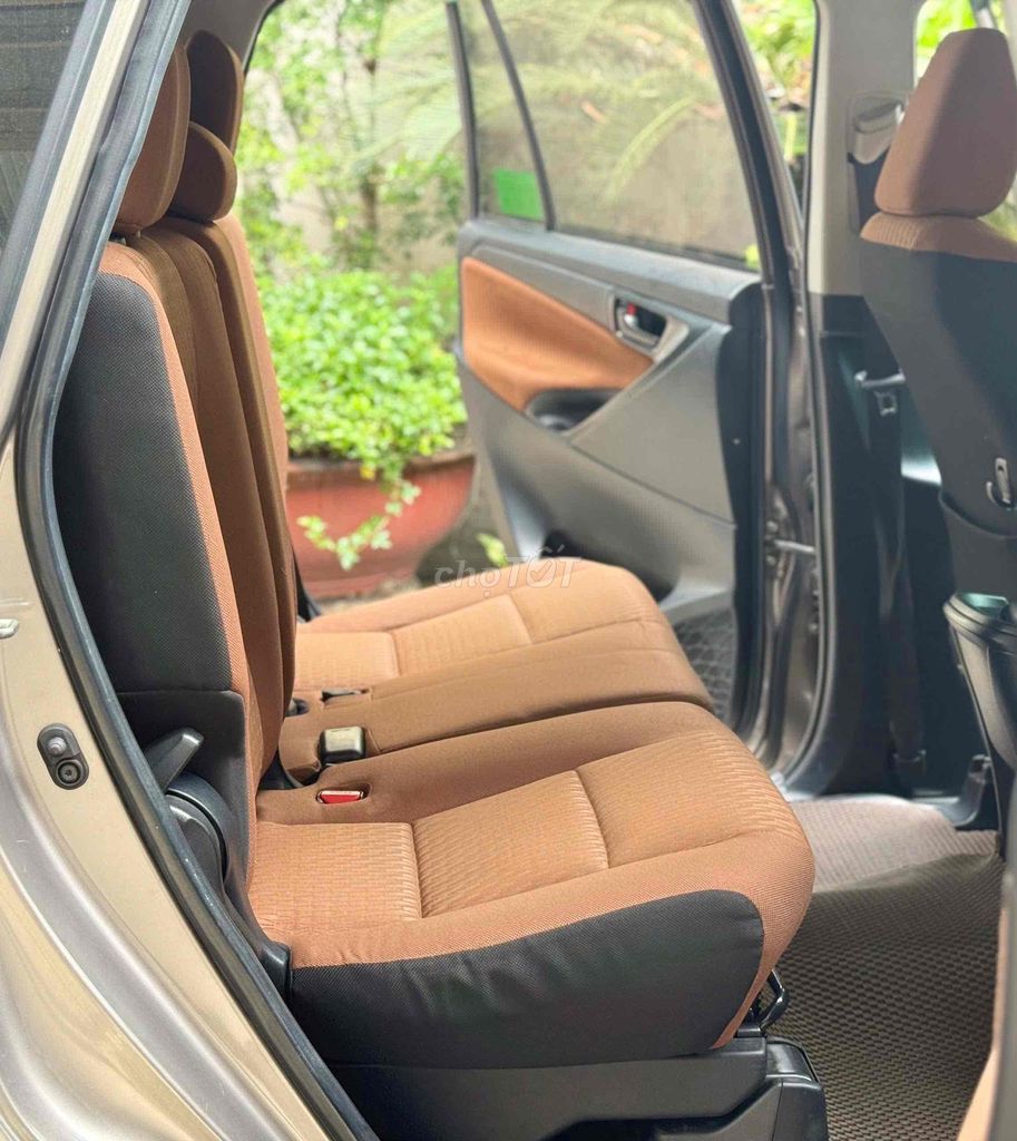 Toyota Innova 2018 2.0E - 116000 km. Mua bán Ô tô tại Thành phố Thủ Đức Tp Hồ Chí Minh được đăng bởi Thùy Phương Toyota hình 9