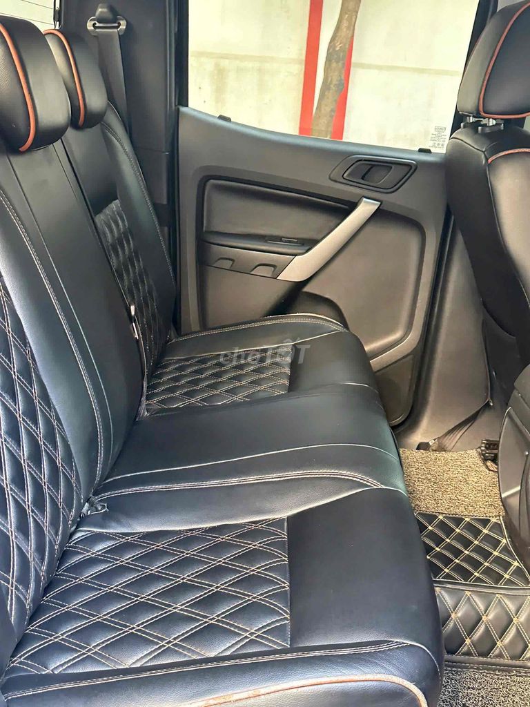 Ford Ranger XLS 2.2AT 4x2 sx 2021 màu đen đẹp. Mua bán Ô tô tại Quận Cầu Giấy Hà Nội được đăng bởi Cao Quý hình 18