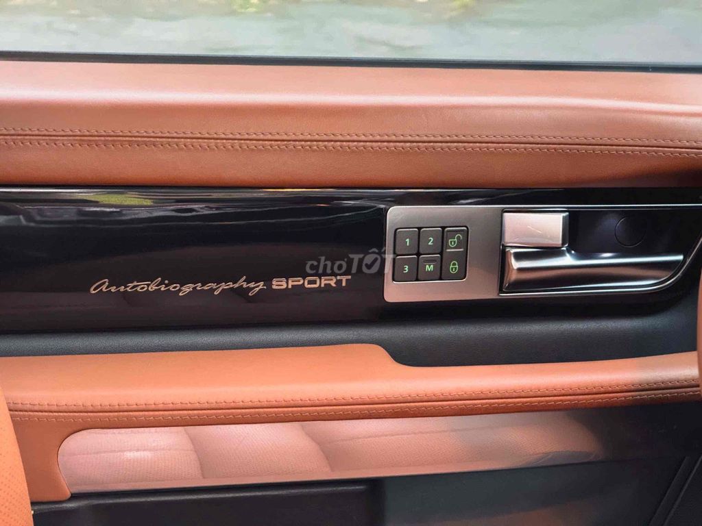 Land Rover Range Rover Sport 2012 Autobiography. Mua bán Ô tô tại Thành phố Thủ Đức Tp Hồ Chí Minh được đăng bởi nguyễn trọng nghĩa hình 9