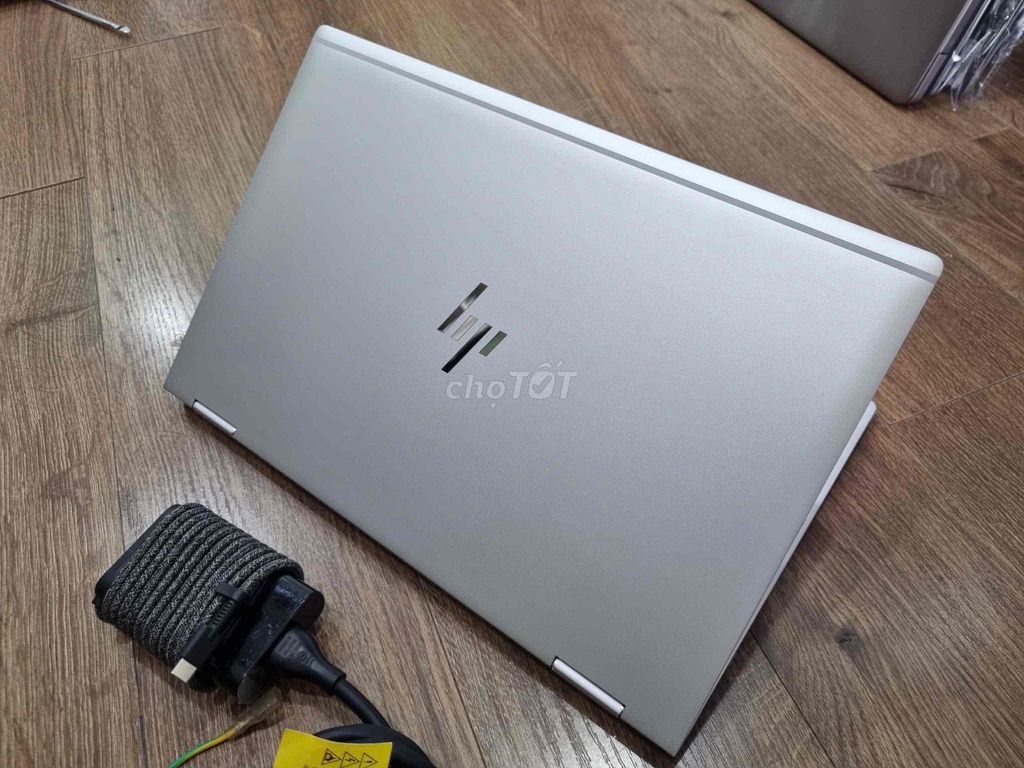HP EliteBook 1040G6 i5-8365u 14 inch 8GB/256GB. Mua bán Laptop tại Quận Nam Từ Liêm Hà Nội được đăng bởi HoangHaTrang hình 1