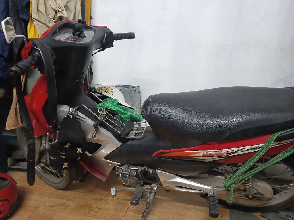 Honda 2008 красный