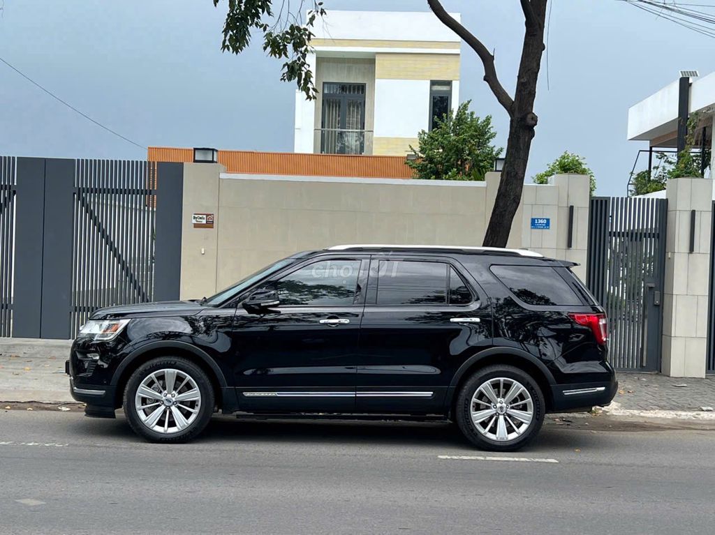 Ford Explorer 2018 премиальный 7 мест гарантия до 2027