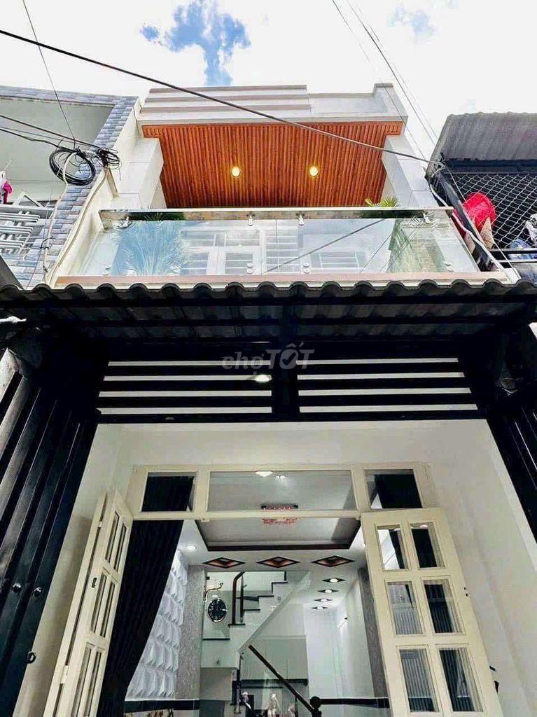 Cho thuê nhà nội thất căn bản giá tốt