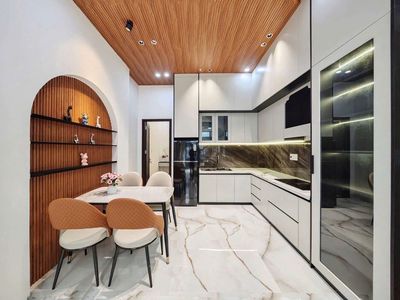 Nhà phố 45 m² · 3 PN · Đường Nguyễn Hoàng