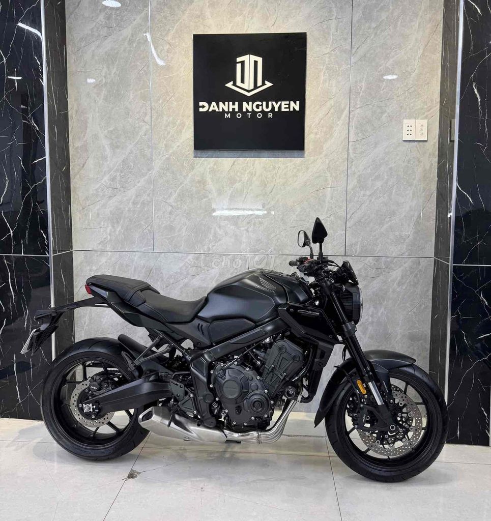 Honda CB650R Black Edition giá tốt