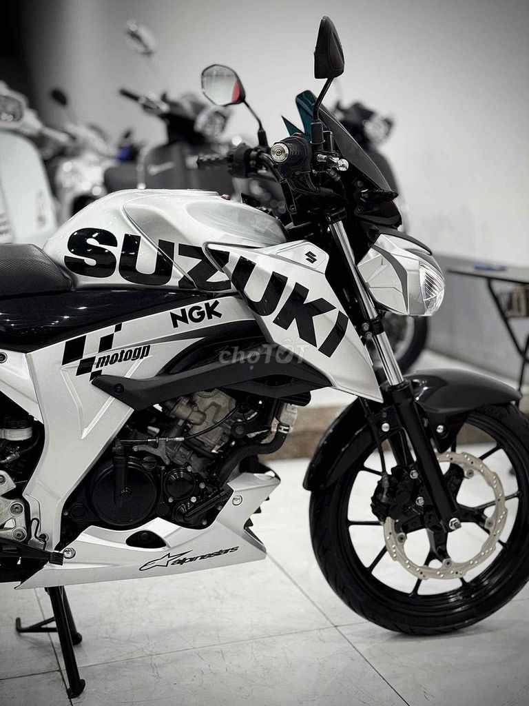 GSX150 2018 zin êm màu Hot ( Hỗ trợ Trả GÓP ) 🔥🔥. Mua bán Xe máy tại Thị xã Phú Mỹ Bà Rịa - Vũng Tàu được đăng bởi Cửa Hàng Xe Máy Phú Mỹ hình 6