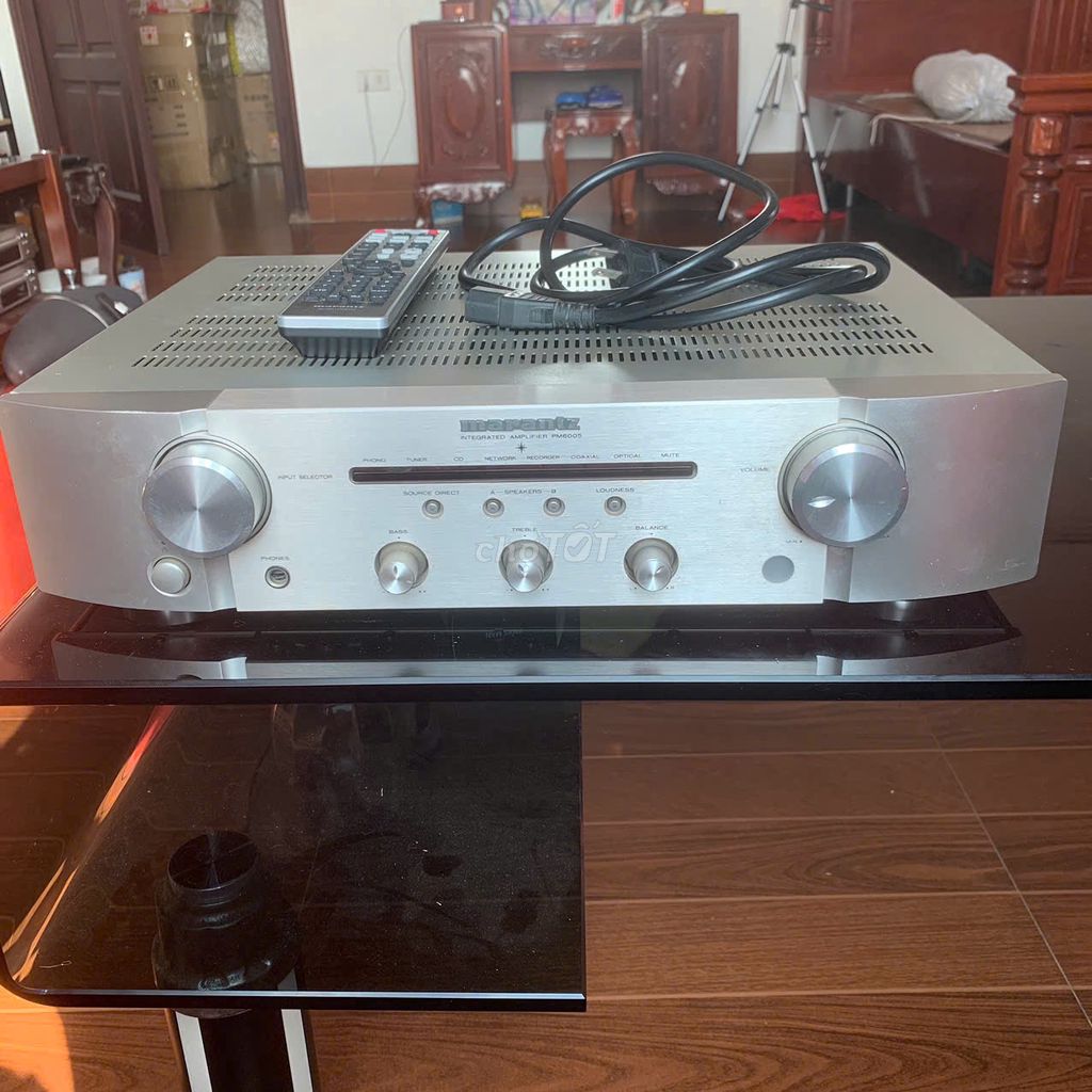 Amply Marantz PM6005