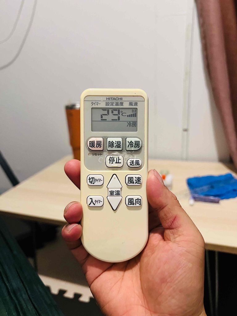 Điều khiển điều hòa Hitachi. Mua bán Máy lạnh, điều hoà tại Huyện Nhà Bè Tp Hồ Chí Minh được đăng bởi thức hình 1