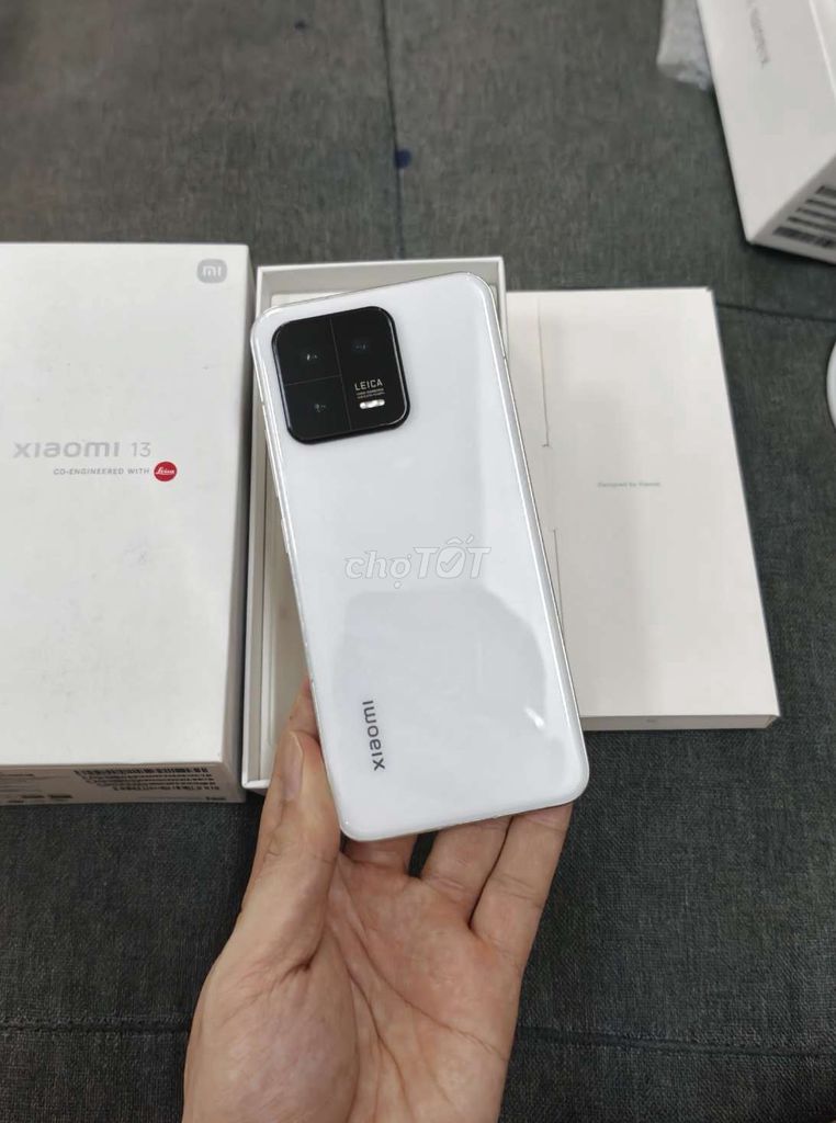 Xiaomi 13 12/256Gb Fullbox Zin Đẹp, Rom QTế . Mua bán Điện thoại tại Quận Tân Bình Tp Hồ Chí Minh được đăng bởi Kiên Android Shop hình 1