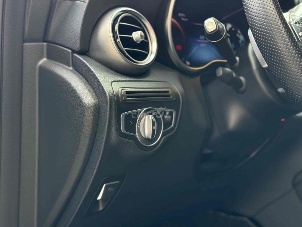 Mercedes Benz GLC 2021 300 4MATIC - 60000 km. Mua bán Ô tô tại Quận Tân Phú Tp Hồ Chí Minh được đăng bởi Thế Anh hình 11