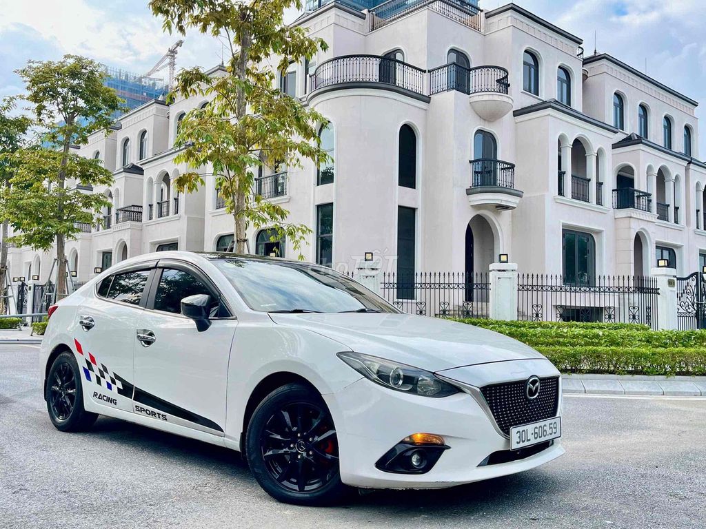 Mazda 3 2015 Белая Автомат