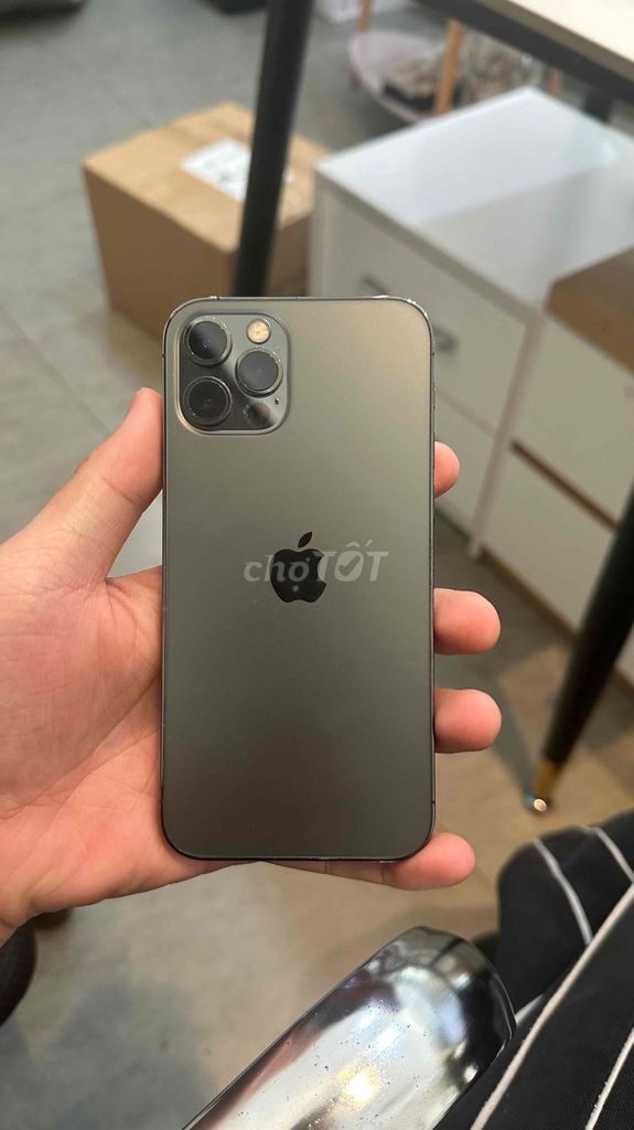 Apple iPhone 12 Pro 128GB Xám. Mua bán Điện thoại tại Quận Cầu Giấy Hà Nội được đăng bởi Hoàng Dũng hình 1