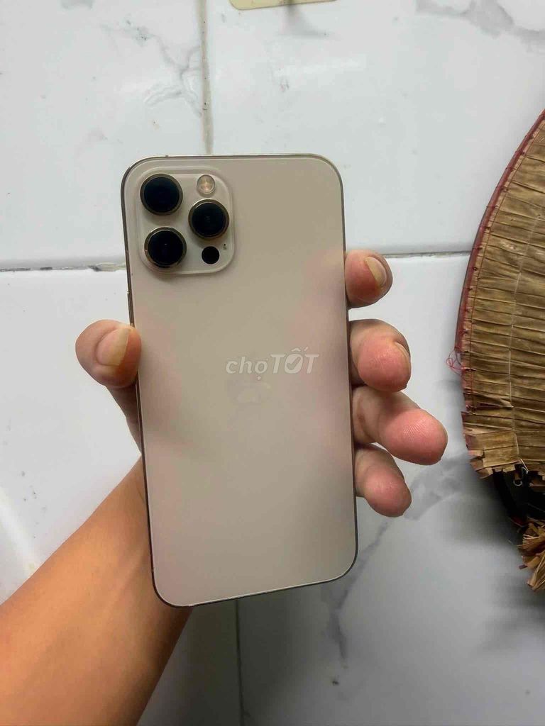 Apple iPhone 12 Pro Max Vàng Đã thay màn hình. Mua bán Điện thoại tại Quận Hà Đông Hà Nội được đăng bởi duy han quoc hình 1