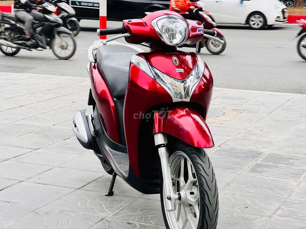 HONDA SH MODE 125 ĐỎ CHÍNH CHỦ BAO SANG TÊN. Mua bán Xe máy tại Quận Nam Từ Liêm Hà Nội được đăng bởi Hải Hùng hình 3