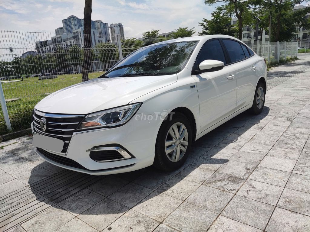 New MG5 MT sx 2024 màu trắng. Mua bán Ô tô tại Quận Thanh Xuân Hà Nội được đăng bởi Thanh Biz Nguyễn Thái Auto hình 10