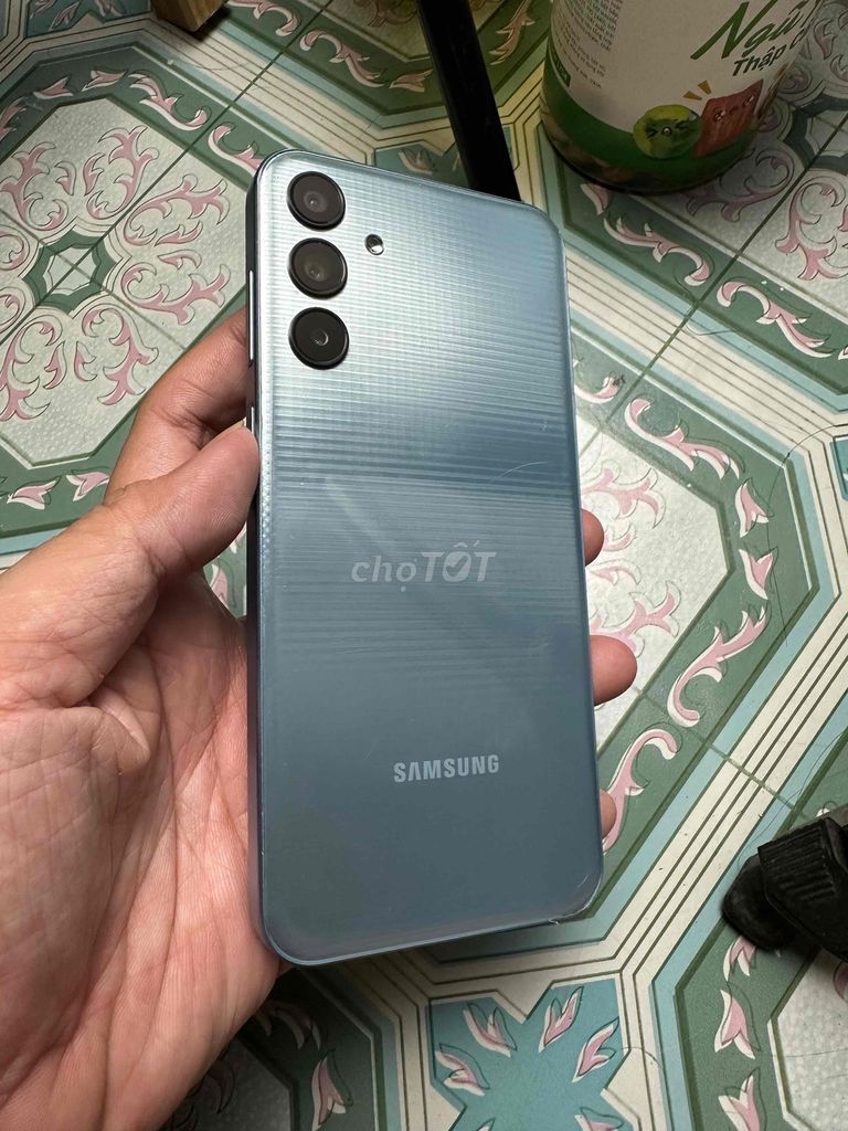 Samsung M15 5G 128GB Xanh xám. Mua bán Điện thoại tại Quận 12 Tp Hồ Chí Minh được đăng bởi SHOP PK hình 1