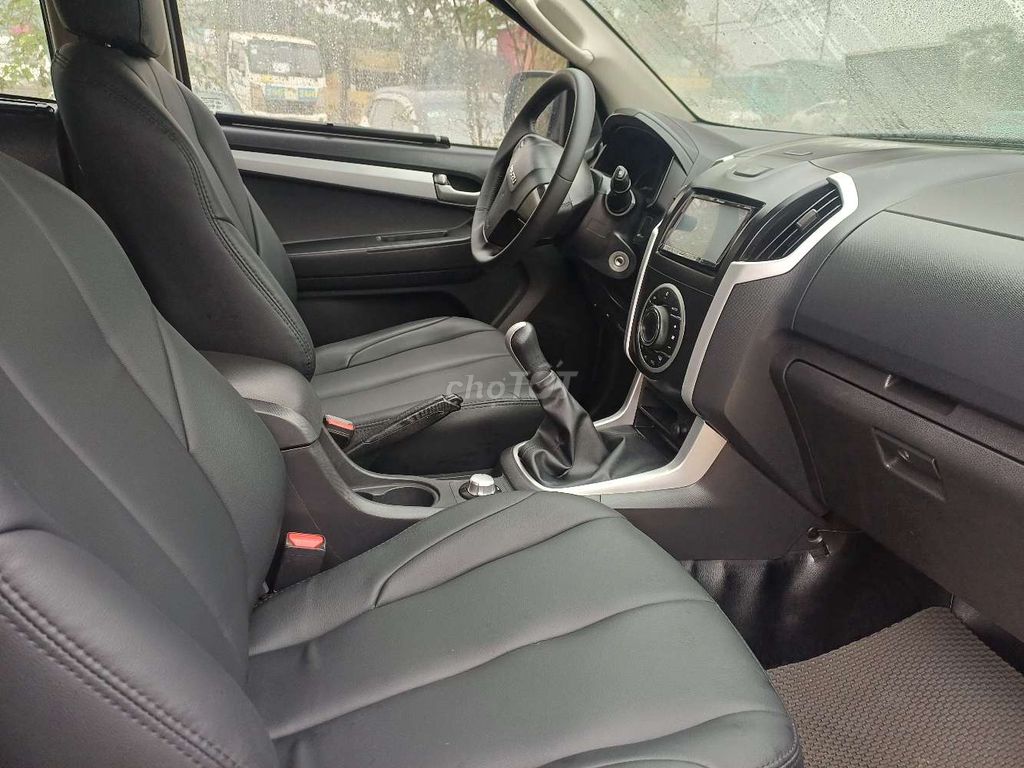 Isuzu Dmax sx 2016 2.5MT 4x4 nổi tiếng bền kinh tế. Mua bán Ô tô tại Quận Hà Đông Hà Nội được đăng bởi Hà Đông Car hình 2