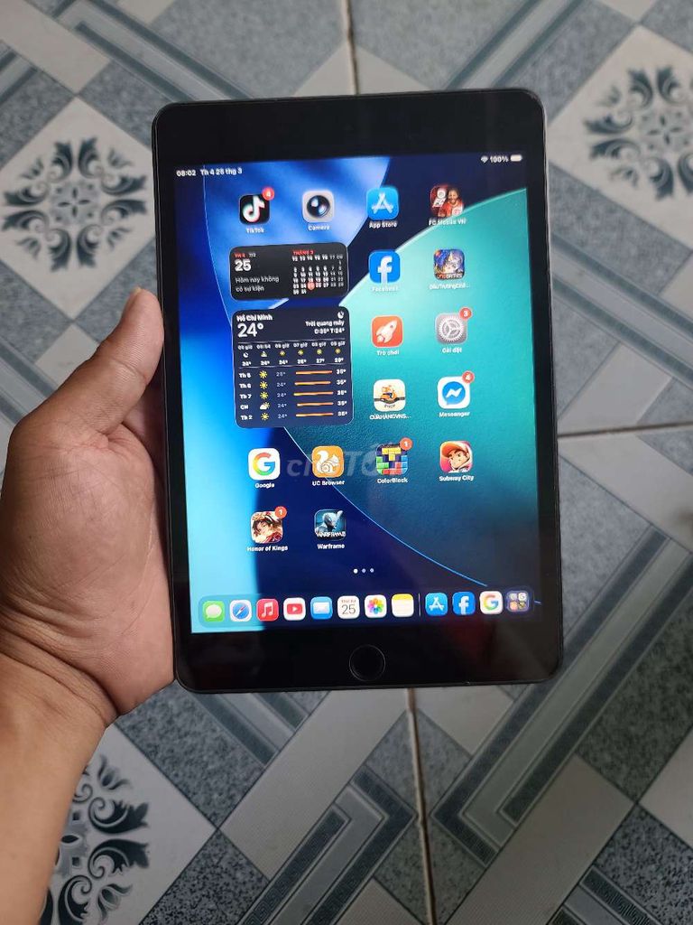 Apple iPad Mini 5 Xám. Mua bán Máy tính bảng tại Huyện Tân Hưng Long An được đăng bởi bé mun hình 1