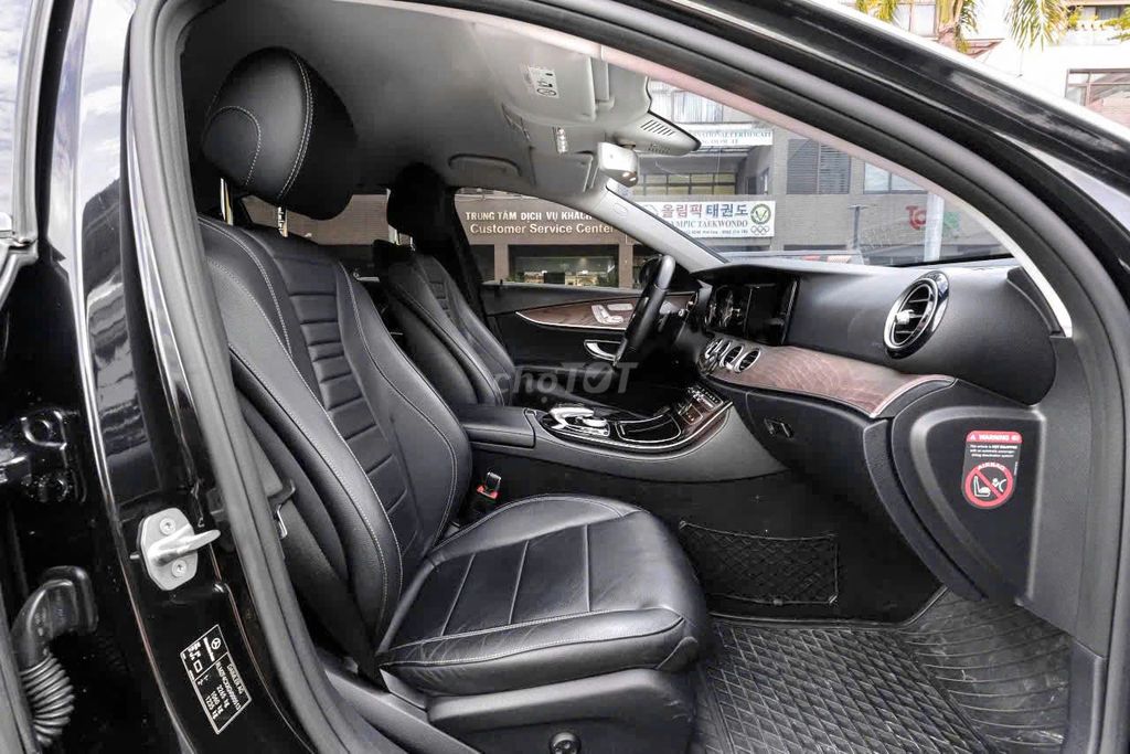 Bán xe siêu cop Mẹc E200 sx 2016 zin đẹp. Mua bán Ô tô tại Quận 7 Tp Hồ Chí Minh được đăng bởi tuấn anh hình 17