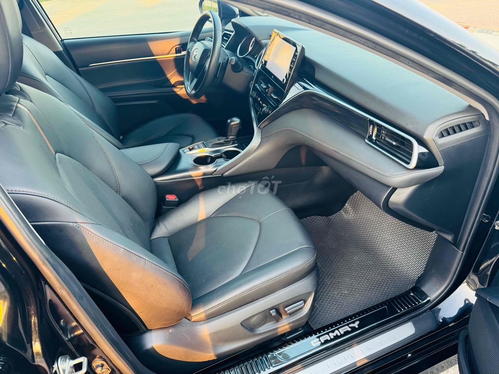 Toyota Camry 2022 2.5 Q. Mua bán Ô tô tại Huyện Sóc Sơn Hà Nội được đăng bởi AUTO VĨNH CƯỜNG hình 11