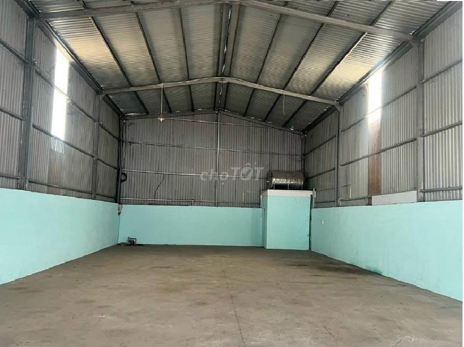 Cho thuê Kho Xưởng 240m2 Bình Tân. Đường xe Cont 40f.