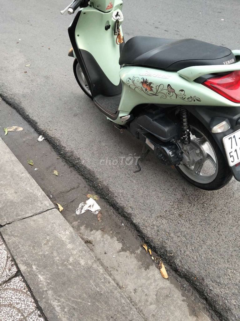 Yamaha Janus 2018 в отличном состоянии, родной двигатель