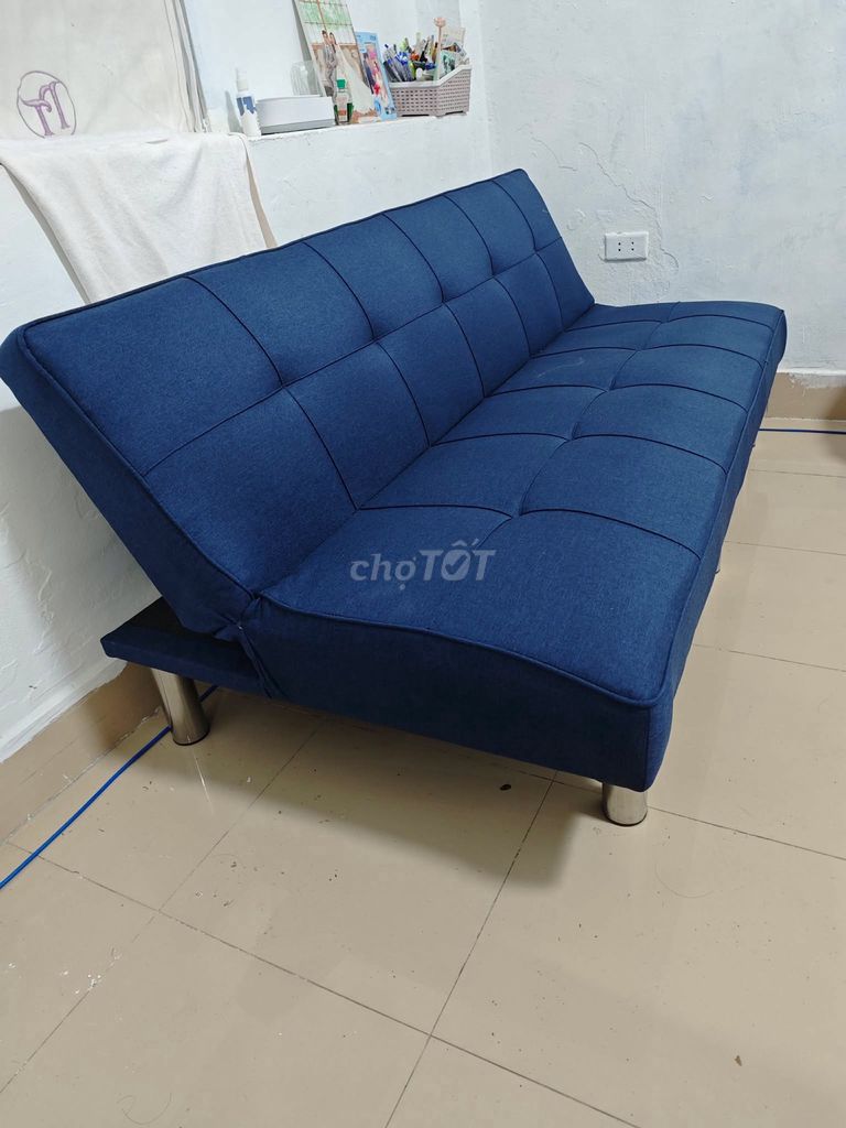 Thanh lý Ghế sofa giường Vải Xanh dương Đa năng. Mua bán Bàn ghế tại Quận Thanh Xuân Hà Nội được đăng bởi Lightning Bee hình 1
