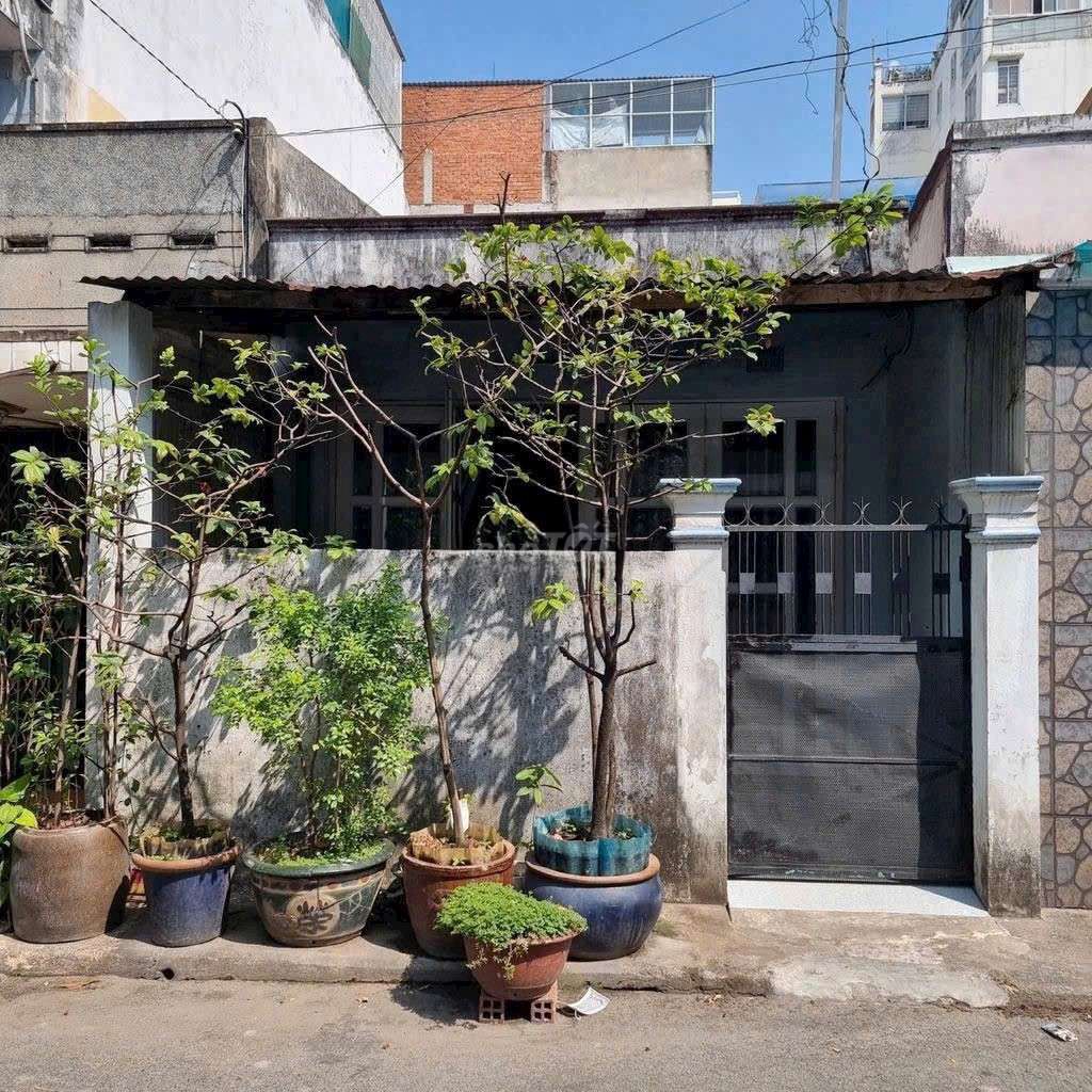 Аренда · 2 комн. · 100 м² · Quận Bình Thạnh, ул. Đường Bùi Hữu Nghĩa
