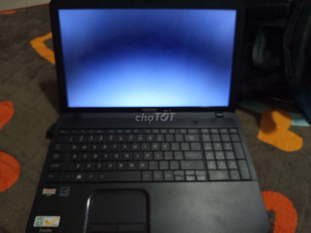 Toshiba Laptop 4GB/128GB Đen. Mua bán Laptop tại Thị xã Điện Bàn Quảng Nam được đăng bởi Hữu Việt hình 1