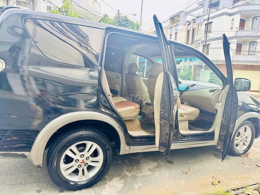 Mitsubishi Zinger 2009 GLS 2.4 Đổi 4 chỗ - 126 km. Mua bán Ô tô tại Huyện Bình Chánh Tp Hồ Chí Minh được đăng bởi Anh Khanh hình 5