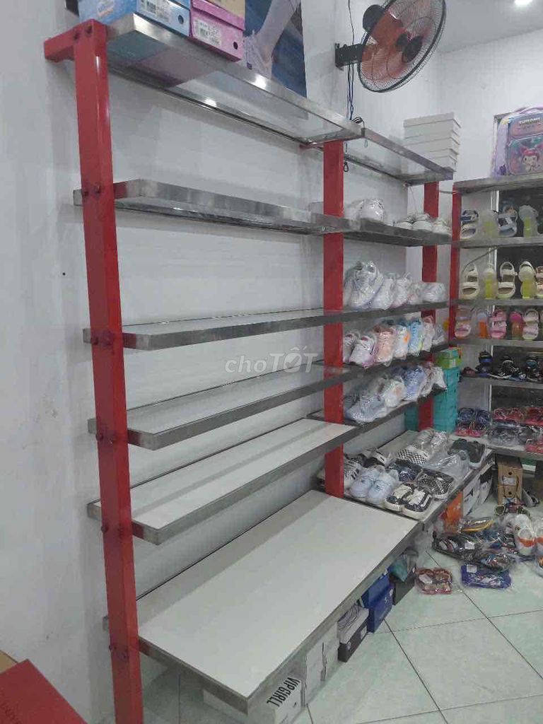 Kệ trưng bày Inox 304 Kính cường lực. Mua bán Nội thất, đồ gia dụng khác tại Thị xã Phú Mỹ Bà Rịa - Vũng Tàu được đăng bởi hieu hình 1