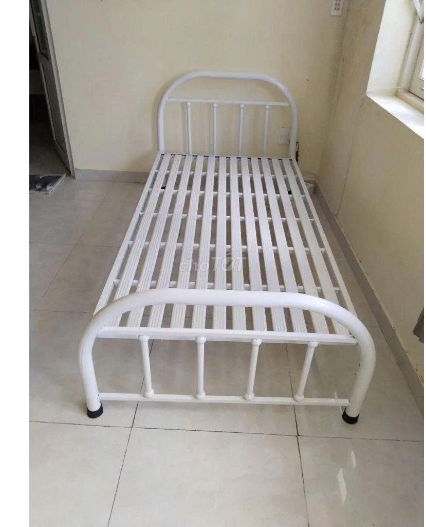 Giường sắt Giường sắt Giường sắt Giường sắt. Mua bán Giường, chăn ga gối nệm tại Quận Bình Tân Tp Hồ Chí Minh được đăng bởi Xưởng Nội Thất Sài Gòn  hình 1