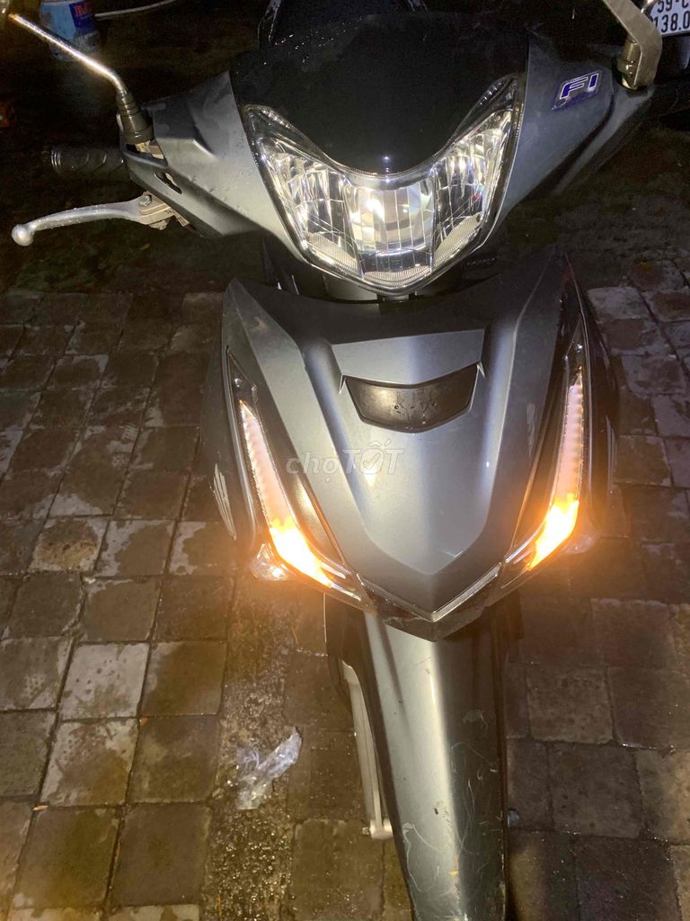 Honda Future LED 2023 сине-зеленый 390732 км