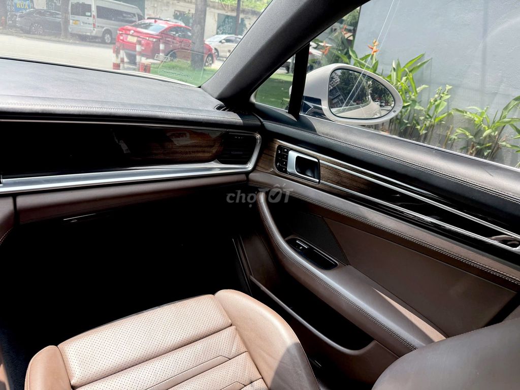 Porsche Panamera Crayon 2018 Lên Full Đồ. Mua bán Ô tô tại Quận Thanh Xuân Hà Nội được đăng bởi Nguyễn Tuấn Hoàng hình 12