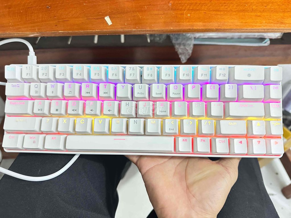 Bàn phím cơ EWEADN G68 Trắng. Mua bán Phụ kiện (Màn hình, Chuột...) tại Huyện Long Hồ Vĩnh Long được đăng bởi Shopee express hình 1