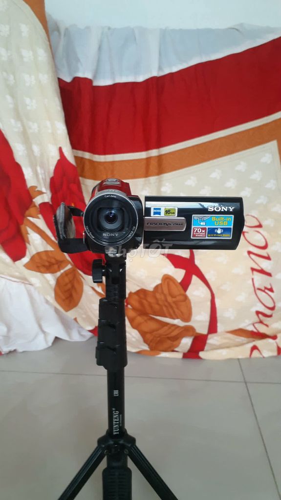 Máy quay phim Sony DCR-SX85 Đã sử dụng. Mua bán Máy ảnh, Máy quay tại Quận Sơn Trà Đà Nẵng được đăng bởi thanh ngovan hình 1