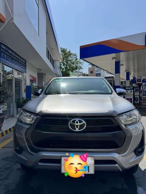 Toyota Hilux 2.4E 4x2 AT 2021
