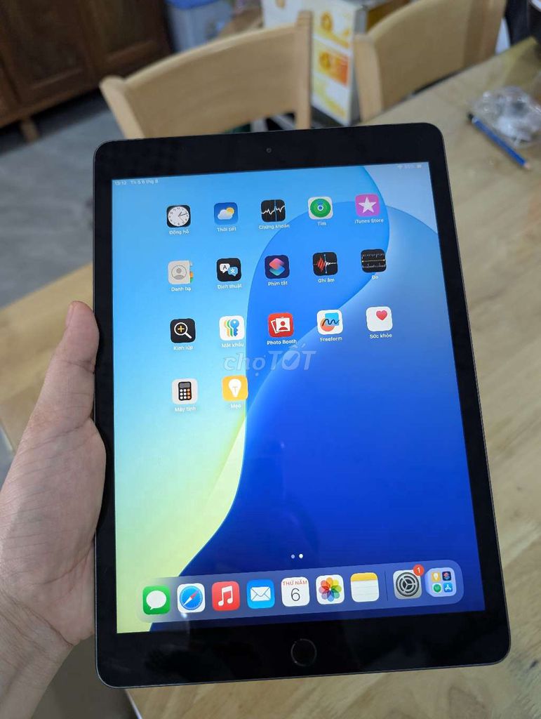 Gen 7 128GB Xám Có SIM bán hoặc gl đt. Mua bán Máy tính bảng tại Thành phố Biên Hòa Đồng Nai được đăng bởi hung hình 1